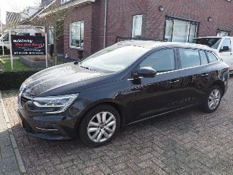 krockskadad bil auto Renault Mégane 1.3 TCE Business Zen Automaat 2021/6