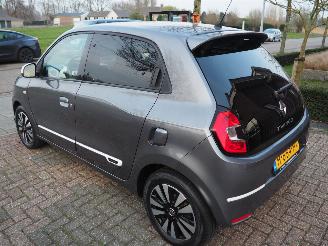 Renault Twingo 1.0 SCe Intens picture 6