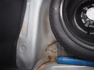 Toyota Yaris 1.3 VVT-i Sol Automaat picture 16