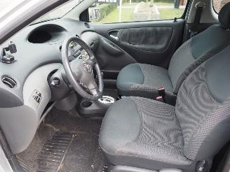 Toyota Yaris 1.3 VVT-i Sol Automaat picture 25