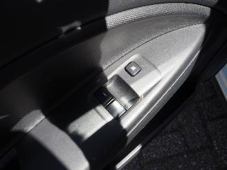Mitsubishi Space-star 1.2 Connect+ picture 21