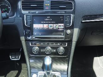 Volkswagen Golf 1.4 TSI GTE Connected Series picture 16