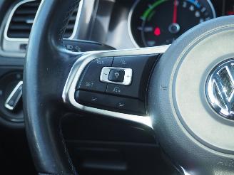 Volkswagen Golf 1.4 TSI GTE Connected Series picture 14