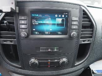 Mercedes Vito 110CDI Functional Lang picture 16