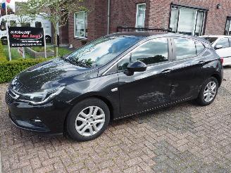 Schadeauto Opel Astra 1.0 Business+ 2016/2