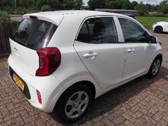 Kia Picanto 1.0 Dpi ComfortLine picture 4