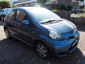 Toyota Aygo 1.0-12V picture 3