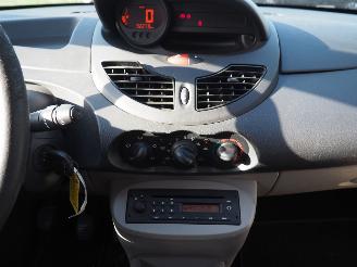 Renault Twingo 1.2 Authentique picture 19