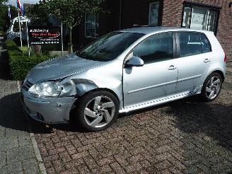 uszkodzony samochody osobowe Volkswagen Golf 1.4 Tsi Trendline 2008/11