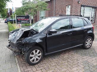 uszkodzony samochody osobowe Volkswagen Polo 1.2 Tsi Comfortline 2011/11