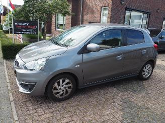 Voiture accidenté Mitsubishi Space-gear 1.0 Intense Automaat 2017/3