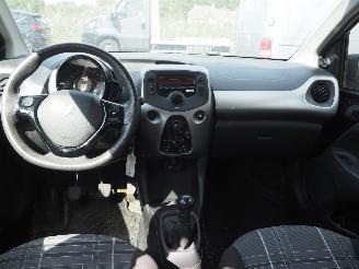 Peugeot 108 1.0 E-Vti Active picture 14