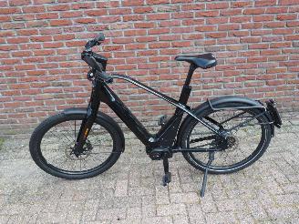 krockskadad bil fiets Gazelle  Speed Pedelec No1 625wh 2023/11