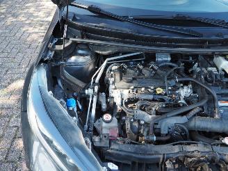 Toyota Yaris 1.5 Hybrid Dynamic picture 14