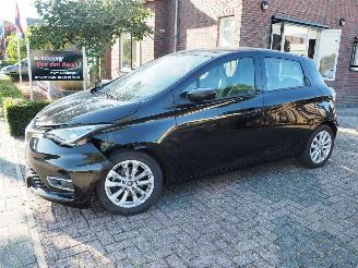 krockskadad bil auto Renault Zoé R135 Zen 52Kwh HUUR ACCU 2020/11