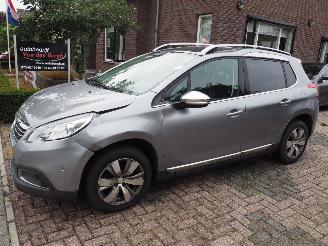 Coche accidentado Peugeot 2008 1.6 VTi Allure Automaat 2015/1
