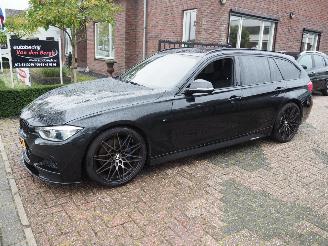 skadebil auto BMW 3-serie 320i M-Sport 2017/10