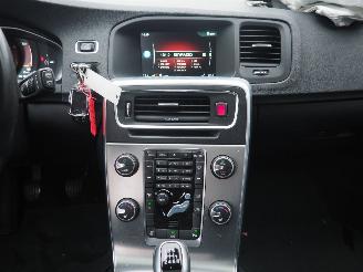 Volvo V-60 2.0 D2 Momentum picture 22