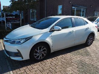 Schadeauto Toyota Corolla 1.6 2020/2