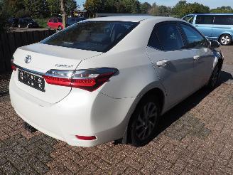Toyota Corolla 1.6 picture 4
