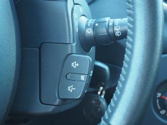 Renault Clio 1.6-16V Dynamique Automaat picture 14