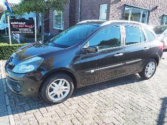 krockskadad bil auto Renault Clio 1.6-16V Dynamique Automaat 2008/6