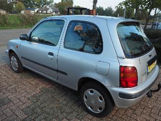 Nissan Micra 1.3 LX Automaat picture 6