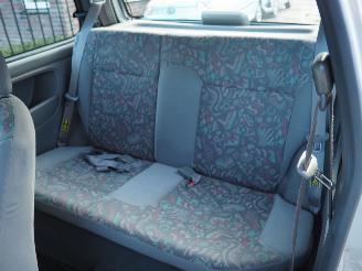 Nissan Micra 1.3 LX Automaat picture 16