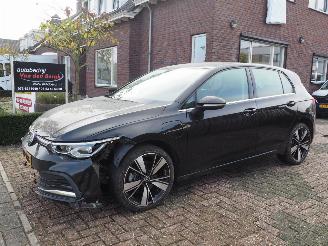 Unfallwagen Volkswagen Golf 1.4 eHybrid 2024/4
