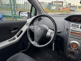 Toyota Yaris 1.3 AIRCO 5-DEURS picture 12