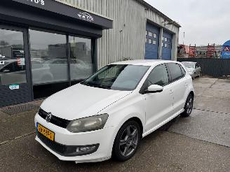 Vaurioauto  passenger cars Volkswagen Polo 1.2 TDI 55KW AIRCO 5-DEURS 2011/7