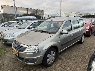  Dacia Logan 1.6 AIRCO 64KW 2010/10
