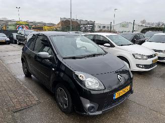 Renault Twingo 1.2 16V AIRCO picture 3