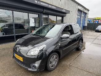 škoda osobní automobily Renault Twingo 1.2 16V AIRCO 2011/4