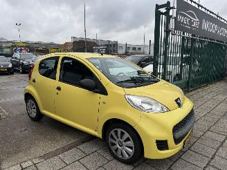 Peugeot 107 1.0 12V AIRCO 5-DEURS picture 2