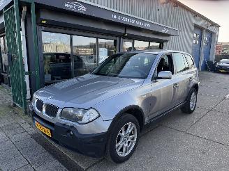 krockskadad bil auto BMW X3 2.5 141KW AUTOMAAT 2004/6