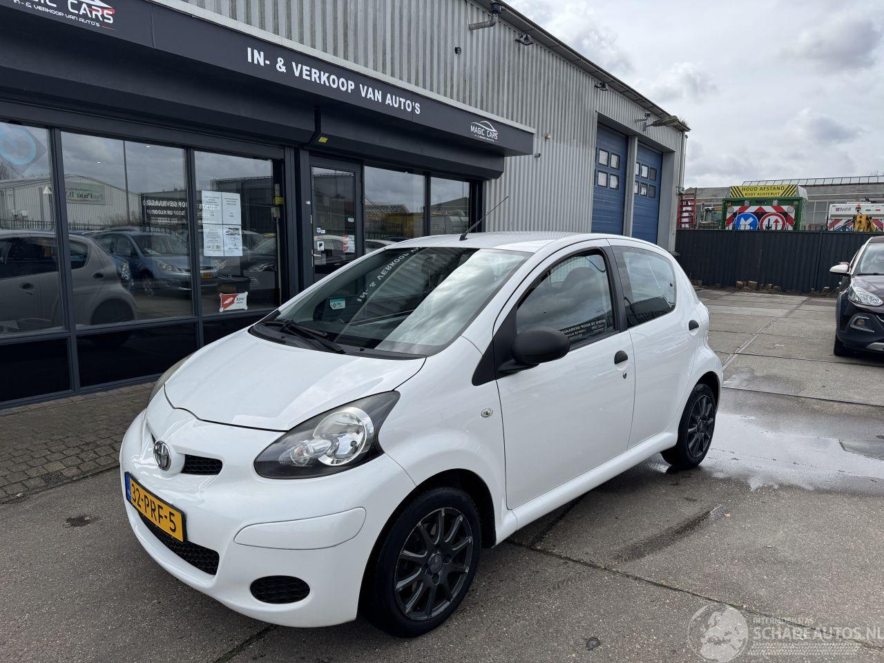 Toyota Aygo 1.0 12V AIRCO 5-DRS