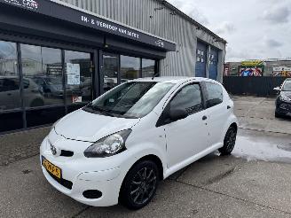 Avarii autoturisme Toyota Aygo 1.0 12V AIRCO 5-DRS 2011/3