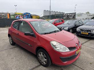 Renault Clio 1.2 16V 55KW picture 2