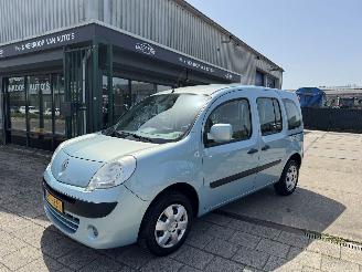 skadebil auto Renault Kangoo 1.6 16V AIRCO 2009/7