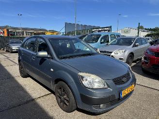 Kia Rio 1.4 AIRCO AUTOMAAT 5-DRS picture 2
