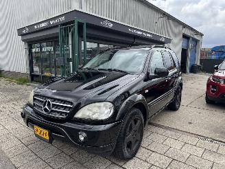 Schadeauto Mercedes M-klasse ML 55 AMG 255KW 188.000 KM !! 2000/6