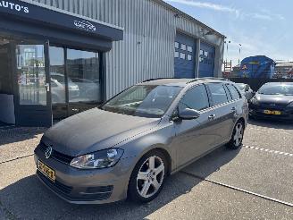 Coche accidentado Volkswagen Golf 1.6 TDI DSG AUT 81KW 2015/1