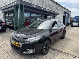 Vaurioauto  passenger cars Renault Mégane 1.5 DCI BOSE 2011/1
