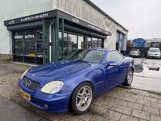 Unfallwagen Mercedes SLK 200 KOMPRESSOR AUTOMAAT AIRCO 2001/3