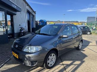 Coche accidentado Fiat Punto 1.4 16V AIRCO 5-DEURS 94.000 NAP!! 2004/3