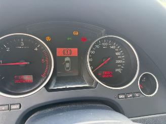 Audi A4 2.5 V6 TDI CABRIOLET picture 8