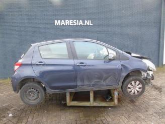 Toyota Yaris Yaris III (P13), Hatchback, 2010 / 2020 1.0 12V VVT-i picture 2