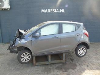Coche siniestrado Hyundai I-10 i10 (B5), Hatchback, 2013 / 2019 1.0 12V 2017/2
