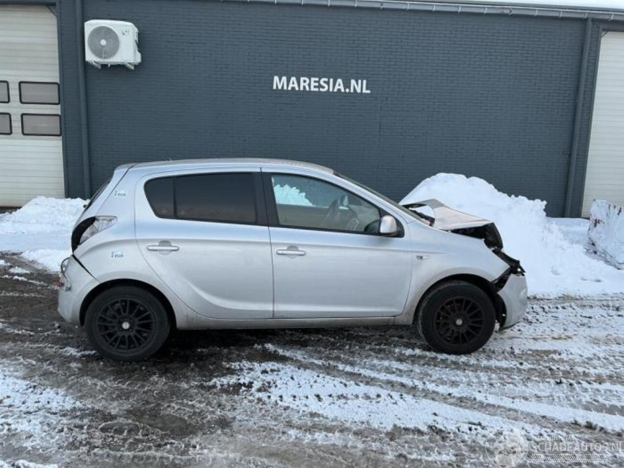 Hyundai I-20 i20, Hatchback, 2008 / 2015 1.2i 16V